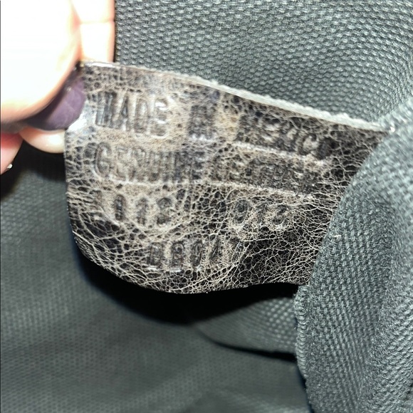 Vintage NWT Frye Elaine Studded Shoulder Bag. - Picture 10 of 11